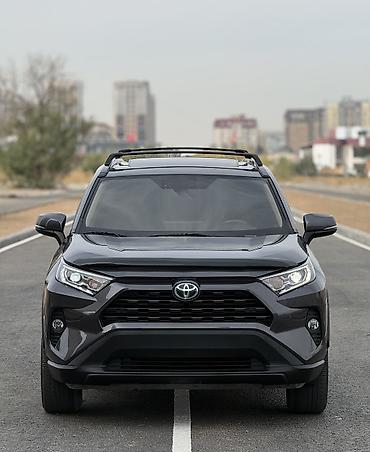 Toyota: Toyota RAV4: 2019 г., 2.5 л, Автомат, Гибрид, Кроссовер — 2