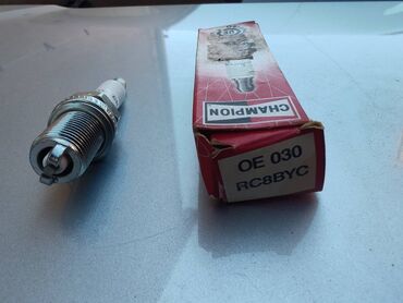 Auto delovi: Svećica Champion RC8BYC OE030 sa dva kraka. Imam 3 komada. Cena 350 na lalafo.rs — 4 Auto delovi: Svećica Champion RC8BYC OE030 sa dva kraka. Imam 3 komada. Cena 350 — 4