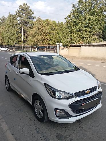 Chevrolet: Chevrolet Spark: 2018 г., 1 л, Вариатор, Бензин, Хэтчбэк — 3