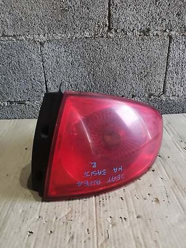 levo krilo golf 4: STOP SVETLO DESNO ZA SEAT ALTEA OD 2004. DO 2009. GOD. | Stop svetlo — 1