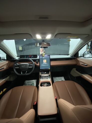 Voyah: Hazır lizingdədir. Önünə 14000 azn. 29 ayı qalıb 772 azndən. Taksi -da lalafo.az — 8 Voyah: Hazır lizingdədir. Önünə 14000 azn. 29 ayı qalıb 772 azndən. Taksi — 8