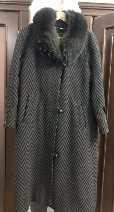 зимние куртки бишкек женские: Пальто, 4XL (EU 48), 5XL (EU 50)