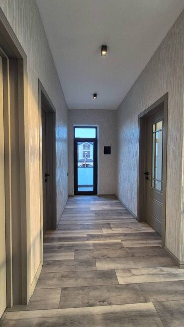 Həyət evləri və villaların satışı: Şüvəlan qəs. 5 otaqlı, 180 kv. m, Yeni təmirli — 12