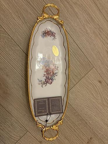 şirniyat qabları: Tort və şiriniyyat qabı, rəng - Qızılı, Farfor — 1