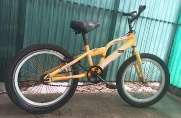 detskij velosiped giant 20: Продам велосипед. Цена 3500 сом. Колёса 20 дюйм Состояние хорошее