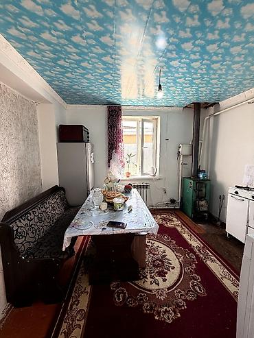 Продажа коттеджей и домов: 🏡 Продается дом в Сокулуке 📍 Участок — 4.70 соток 🏠 4 жилые комнаты 🍽 — 4