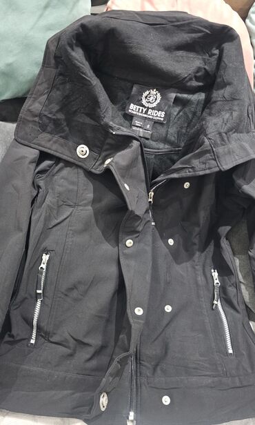 Ski jakne: S (EU 36), Poliester, bоја - Crna — 2