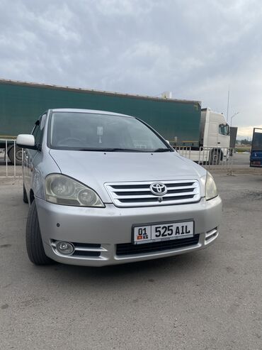 toyota plats: Toyota Ipsum: 2002 г., 2.4 л, Автомат, Газ, Вэн/Минивэн