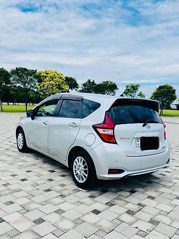nissan note disk: Nissan Note (gümüş rəng) – şəhər üçün ideal, qənaətcil və komfortlu — 3