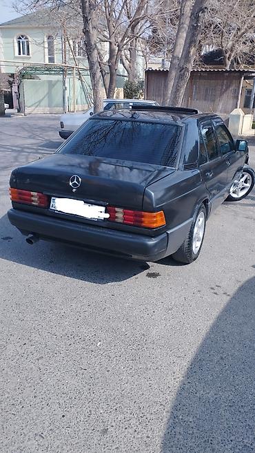 Avtomobil satışı: Mercedes-Benz 190: 1.8 l | 1993 il Sedan — 4