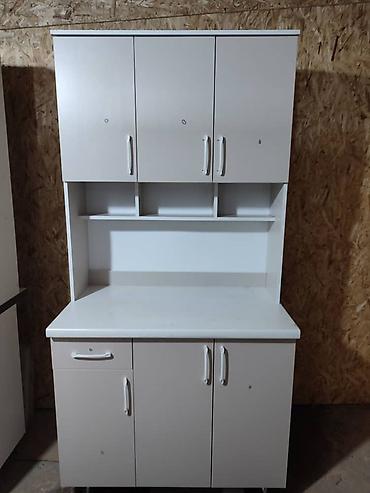 silver kitchen: Кухонный буфет с рабочей поверхностью и верхними шкафами - — 4