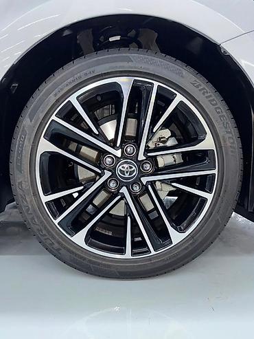 тойото камри 75: Toyota Camry: 2025 г., 2.5 л, Вариатор, Гибрид, Седан — 9