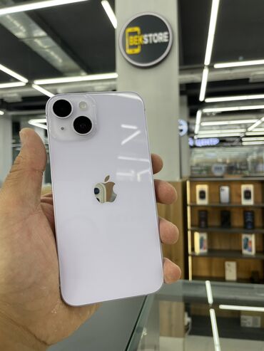 держатели телефона: IPhone 14, Б/у, 128 ГБ, Зарядное устройство, Защитное стекло, Чехол, В рассрочку, 82 %
