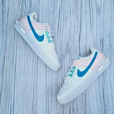 Patike: Nike air force patike

Novo
Brojevi 36 do 41


fb Moja Kupovina 1 — 4
