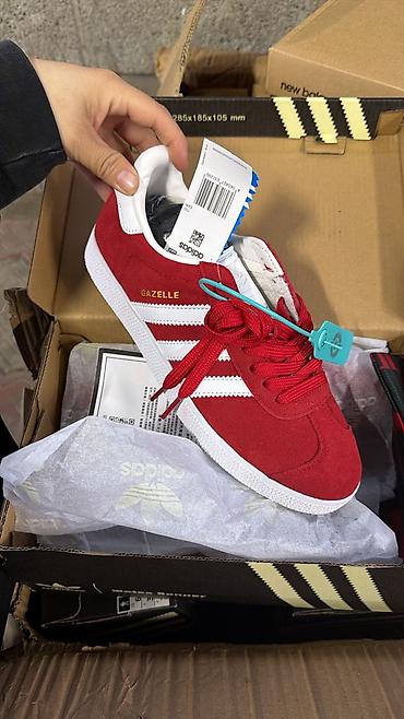 бир: Кроссовкалар, 36, Adidas, Жаңы, түсү - Кызыл, Өзү алып кетүү, Акылуу жеткирүү — 1