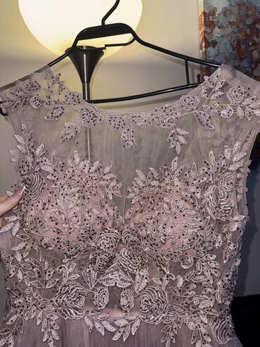 Haljine: Elegantna haljina u puder‑roze boji - Kroj: kratka A‑linija, raskošan — 3