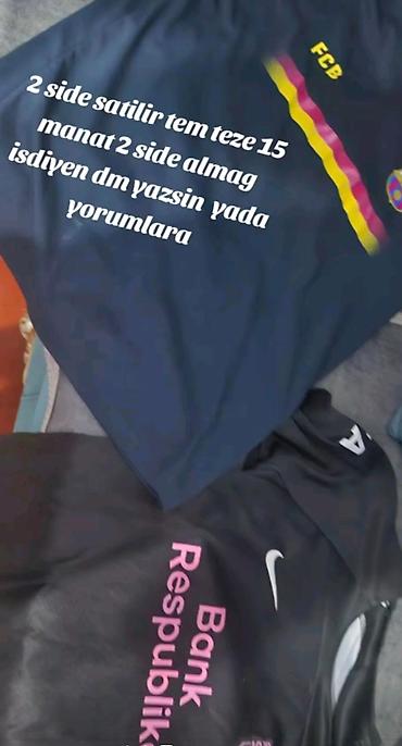 Futbolkalar: 15 manat biridi ikisi 30 manat hec yerde bele qiymet yoxdur catdirilma — 1