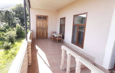 Günlük kirayə evlər: 1200 kv. m, 3 otaqlı — 3