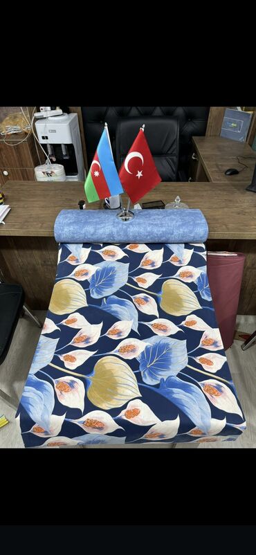 Sandıqlar: Yarpaq naxışlı bu parça daxili dekorasiya layihələri üçün çox yönlü