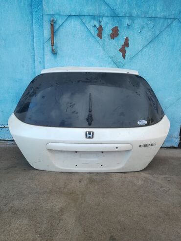Кузовные детали: Крышка багажника Honda 2003 г., Б/у, цвет - Белый
