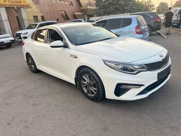трехколесный электроскутер для взрослых: Kia K5: 2018 г., 2 л, Автомат, Газ