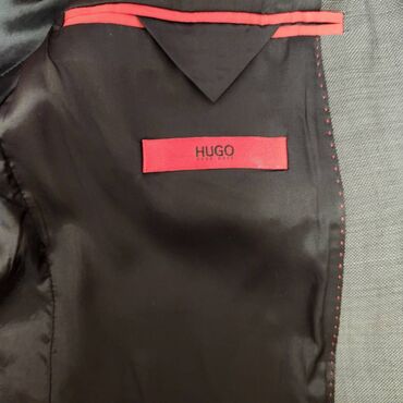 Pencəklər: Hugo Boss brendinin orijinal pencəyi. İdeal vəziyyətdədir, üzərində — 5