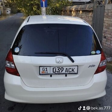 Honda: Honda Fit: 2004 г., 1.3 л, Вариатор, Бензин, Хэтчбэк