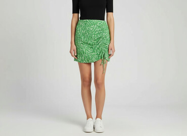 spódnice pepitka rozkloszowane: Zara, Women`s skirt, size M