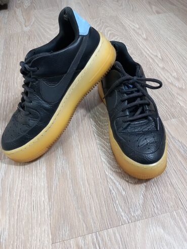 rieker ženske sandale: Nike, 38.5, color - Black