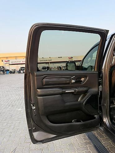 Dodge: Dodge Ram 1500: 2022 г., 5.7 л, Автомат, Бензин, Пикап — 13