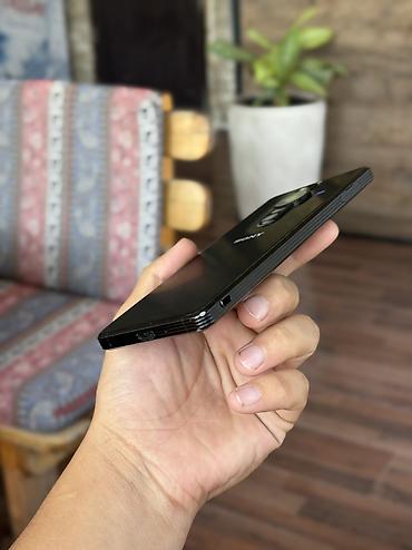16pro max: Sony Xperia Pro-I, Б/у, 512 ГБ, цвет - Черный, 1 SIM, eSIM — 3