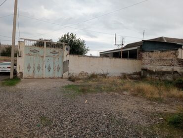 земельные участки на море: Həyətyanı ev satilirAtabeyler kucesi kohne oputnu zavodun yani, yola