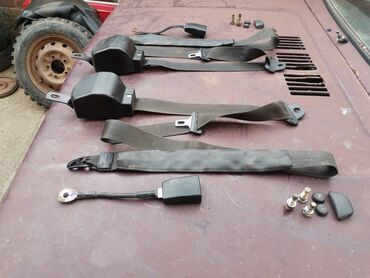 Auto delovi: Prednji pojasevi Lada 21213,21214i Niva br.4 komplet. Polovno — 6
