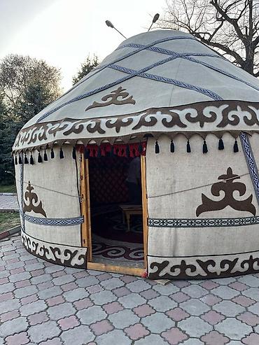 Аренда юрт: Аренда юрты, Каркас Деревянный, 80 баш, С полом, Самовар, Стол — 2