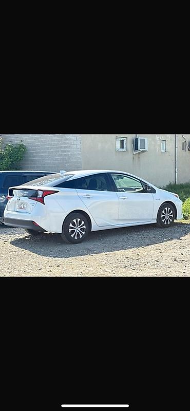 ninja h2: Toyota Prius: 2022 г., 1.8 л, Вариатор, Гибрид, Хэтчбэк — 2
