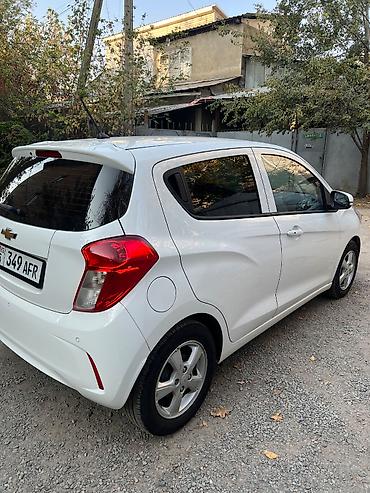 chevrolet spark 2: Chevrolet Spark: 2020 г., 1 л, Вариатор, Бензин, Хэтчбэк — 5