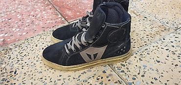 lada vaz 07: Dainese markalı moto-kross üslubunda yüksək boğazlı idman — 2