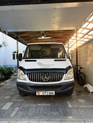sprinter 2 2: Грузовой фургон Mercedes-Benz Sprinter (короткая база, средняя крыша) — 1