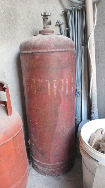 Qaz balonları: Salam. 2ədəd qaz balonudur boyük və balaca balaca 45₼ böyük 55₼