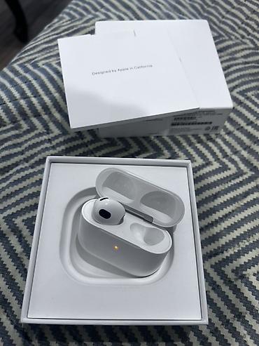 Qulaqcıqlar: Airpods 3 chox yaxwi veziyyetdedi sag gulag itib sol gulagin mikrafonu — 3