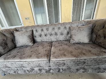 Xüsusi dizayn Chesterfield üslublu divan - Rəng: boz (açıq–tünd