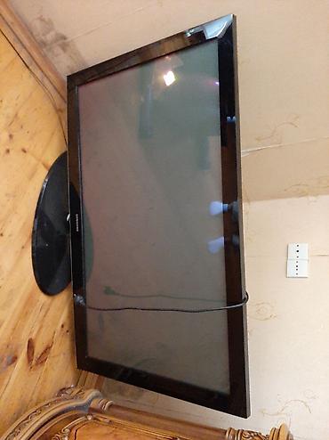 Телевизоры: Б/у Телевизор Samsung 50" — 2