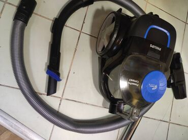 Kese za usisivače: Usisivac PHILIPS bez kese dobar kompletan 

Mirjevo — 13
