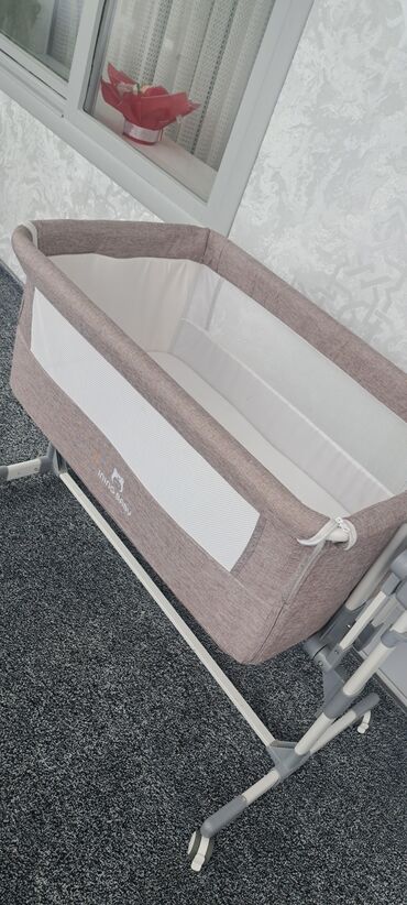 Детские приставные кроватки: Детская приставная кроватка, С колесиками, цвет - Бежевый — 2