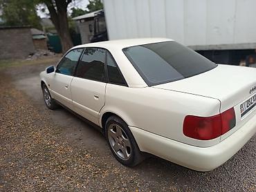 Audi A6: 1995 г., 2 л, Механика, Бензин, Седан