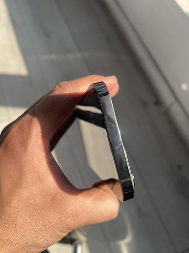 вйфон 13 про: IPhone 13 Pro, Б/у, 256 ГБ, Графит, Кабель — 5