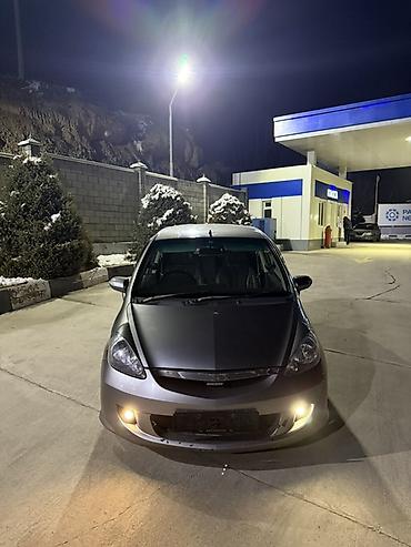 Honda: Honda Fit: 2003 г., 1.5 л, Вариатор, Бензин, Хэтчбэк — 2