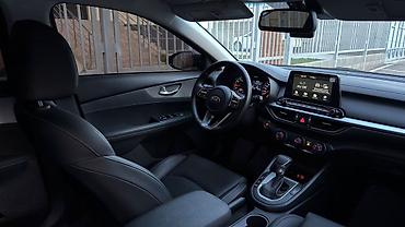 Kia: Kia Cerato: 2019 г., 1.6 л, Вариатор, Бензин, Седан — 9