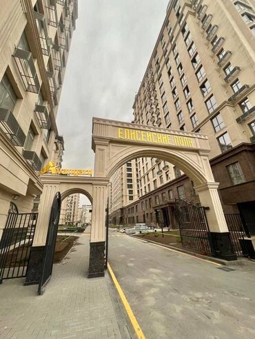 село садовой: 1 комната, 48 м², Элитка, 8 этаж, ПСО (под самоотделку)