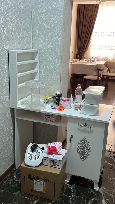 Salon, tibbi mebel dəsti